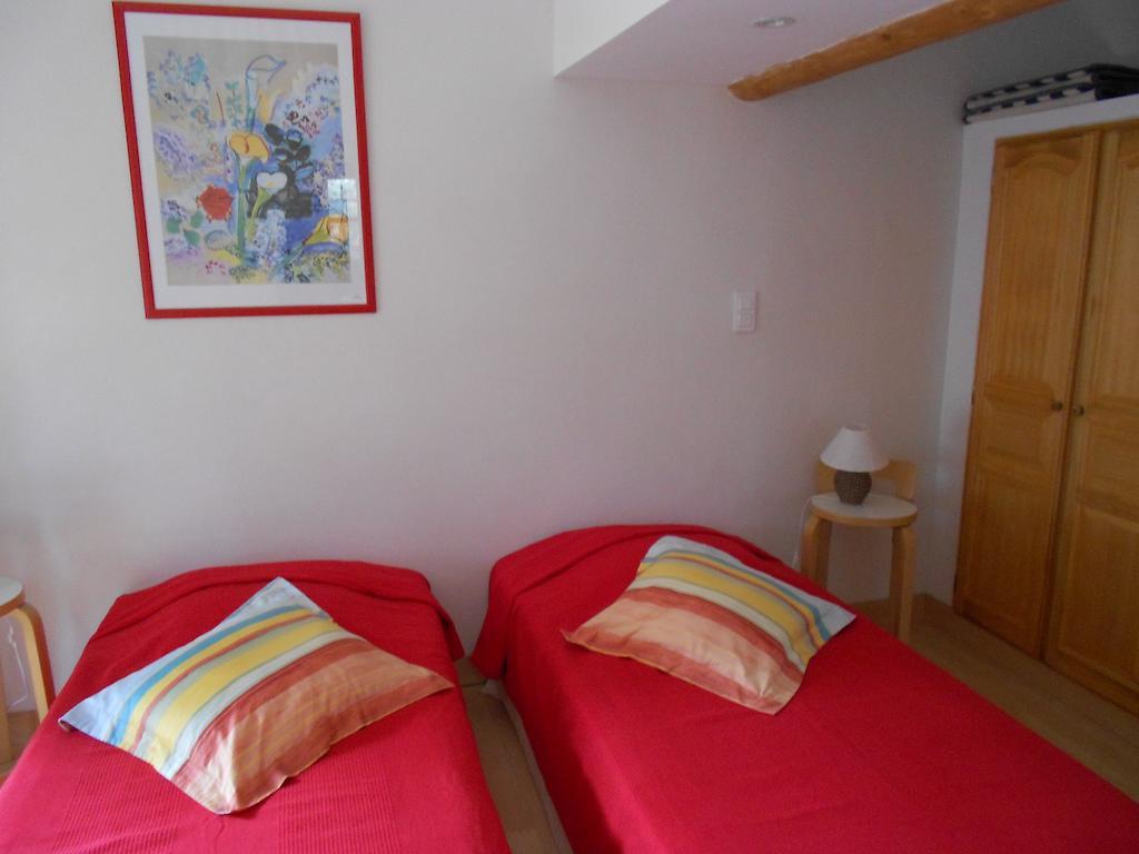 Hotel Saba Cabrières-dʼAvignon Habitación foto